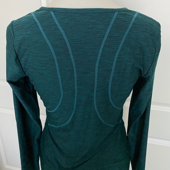 Long Sleeve Workout Shirt - Picture 6 of 7